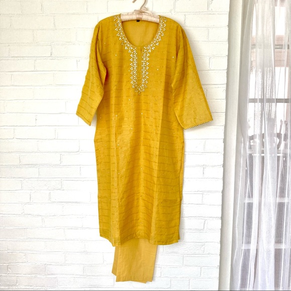 [NEW] Yellow INDIAN KURTA PALLAZO PANTS SET: Size:L - Picture 1 of 4